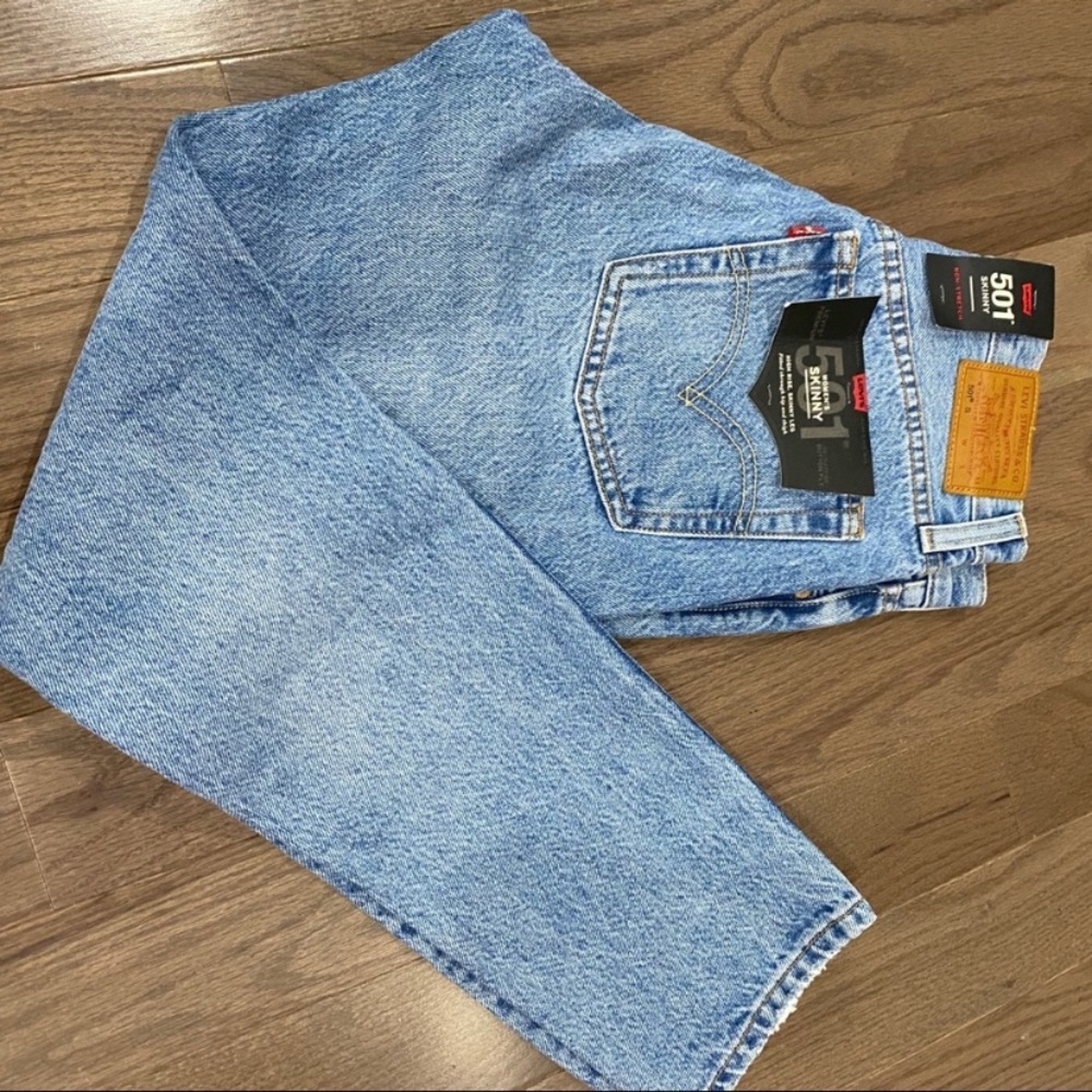 Levi’s 501 Skinny Jeans - Picture 6 of 16